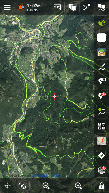 Satellitenkarte des Salzkammergutes mit der Strava Biking Heatmap